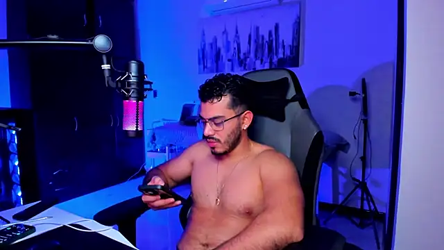 BrunoD31 live sex cam