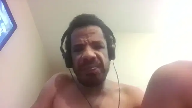 Tjskigh's cam snapshot