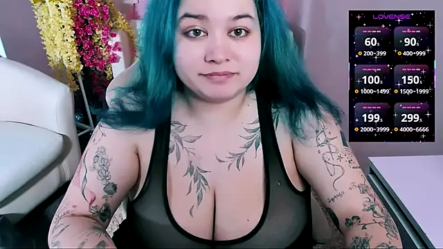 Mira_Fyre's cam snapshot