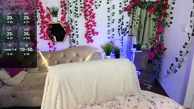 DreamyLuna live sex cam