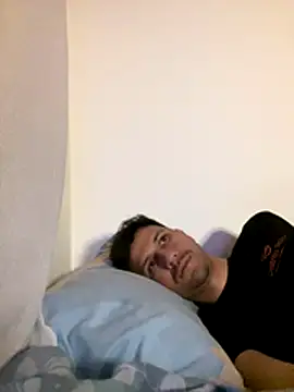 Michaell_Spinelly's cam snapshot