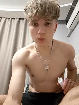 And25bn's cam snapshot