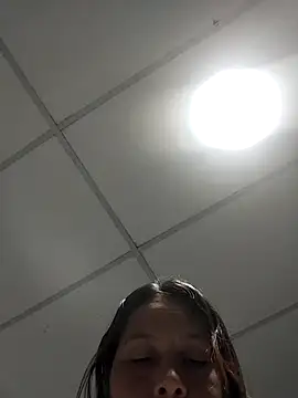 Paola-Lond live sex cam