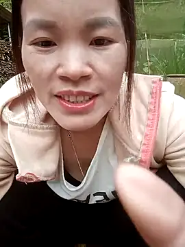 nangmo's cam snapshot