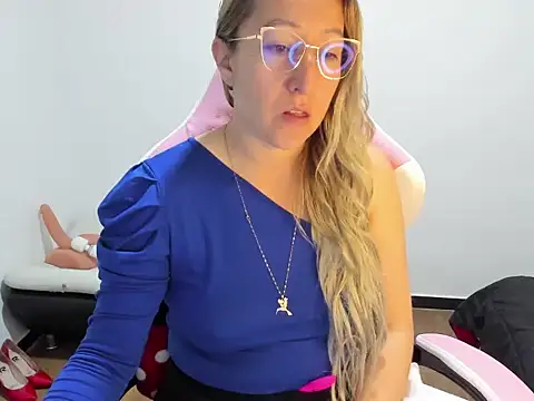 chrystal_sl852's cam snapshot