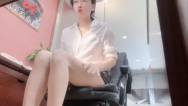 Maneki-nekoo live sex cam