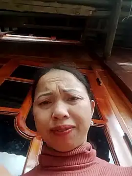 TRIEUTRIEU20's cam snapshot