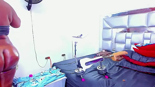 SweeT_Ebonyyx's cam snapshot