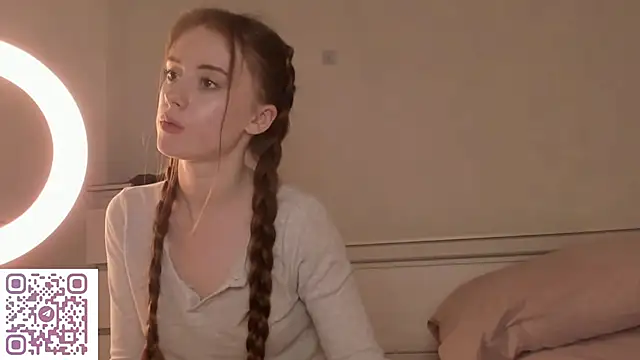 AmyForYouu live sex cam