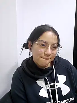 Amy_Ferreira's cam snapshot