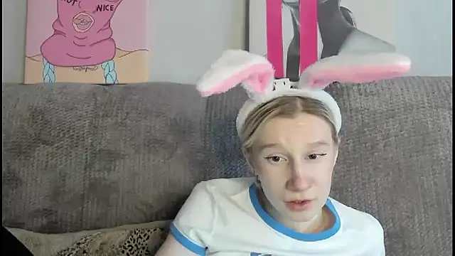 EnigmaSee live sex cam