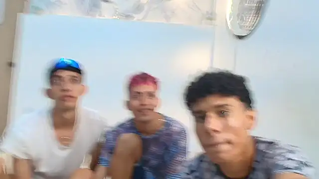 LONDON_BOYS1's cam snapshot