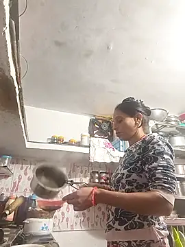 ISHANI-SINGH live sex cam