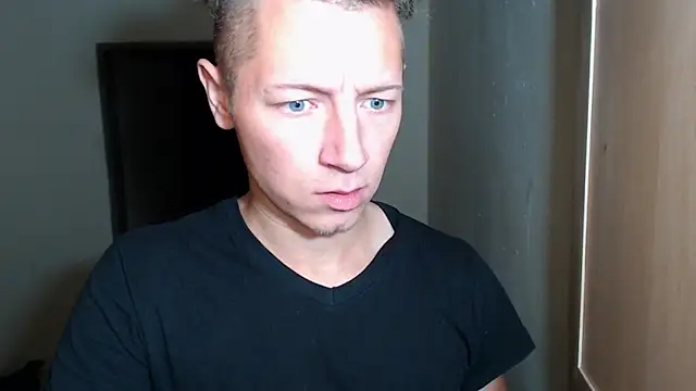 BlondZilla live sex cam