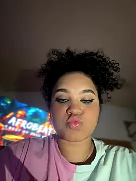 Lucy_wilson5 live sex cam