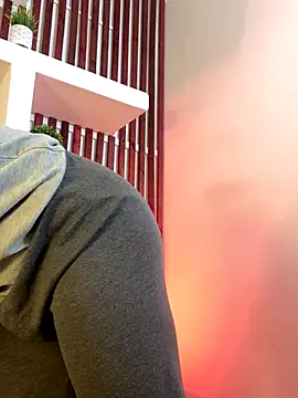 ApoloCruz live sex cam