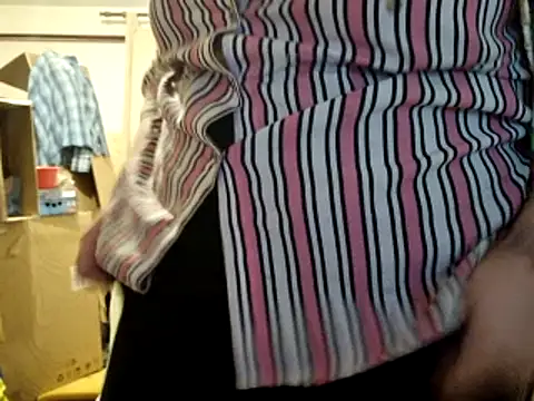 Samantha_Squirt@xh live sex cam