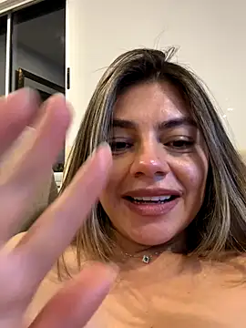 alicee16 live sex cam