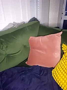 LovelyLucinda's cam snapshot