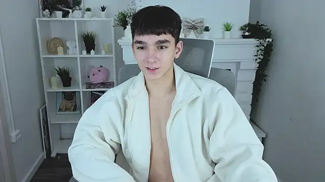 YamiTwink live sex cam