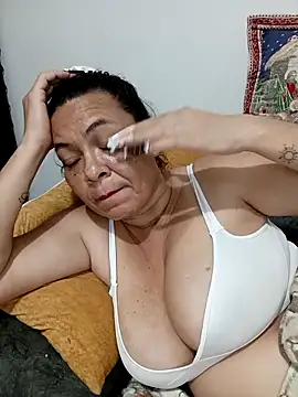 AnittaTettona's cam snapshot