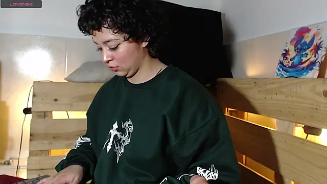 Bitsy_Messy's cam snapshot