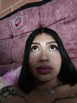 Kylie_brazt live sex cam