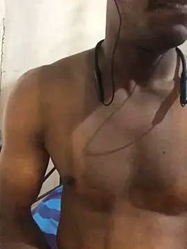 Jordipolla9inchesplus live sex cam