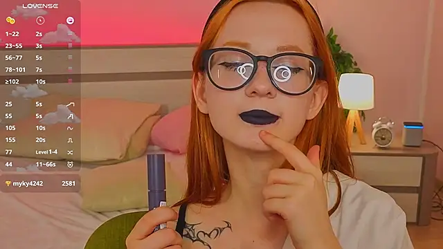 WICKEDEMBER's cam snapshot