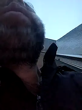 Andrzej-M's cam snapshot