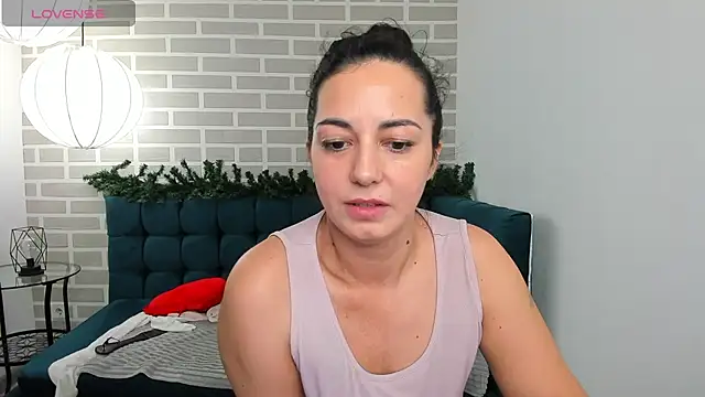 Linda_Insatiable's cam snapshot