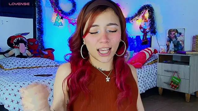 alisson_zafiro_'s cam snapshot