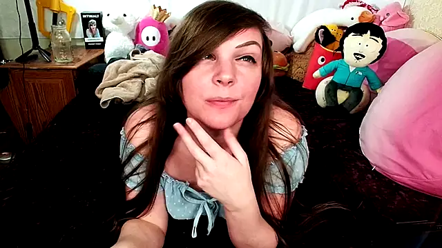 GamerGirlRoxyAndLee's cam snapshot