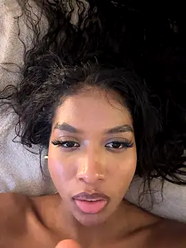 IamCrystal2's cam snapshot