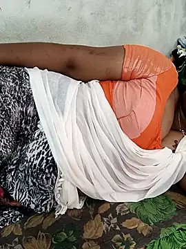 MaaliiiPonuTamil's cam snapshot