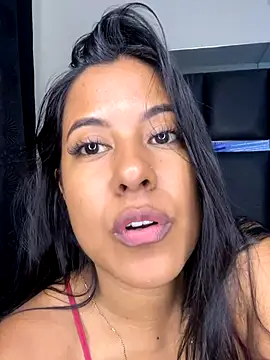 Kendra_C's cam snapshot