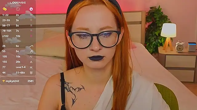 WICKEDEMBER's cam snapshot