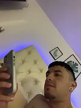 BIJOU_SECRET's cam snapshot