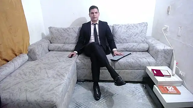 Victor_Maitland live sex cam