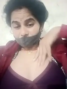 JULEE-740's cam snapshot