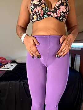 naughtyjaanu's cam snapshot