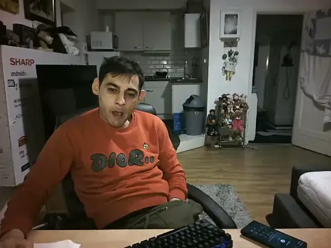 mihaimichael's cam snapshot