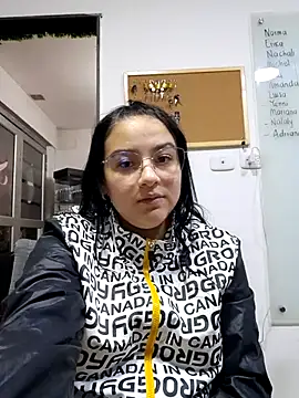 Amy_Ferreira's cam snapshot