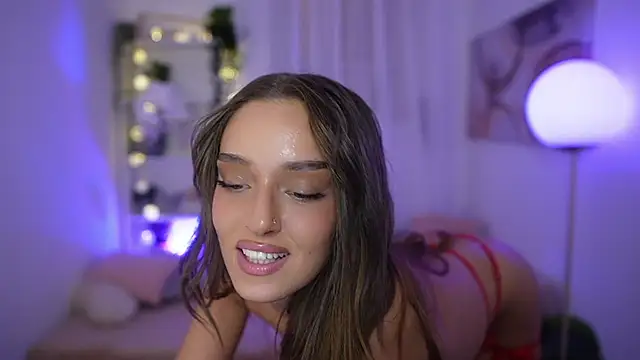 Clara_Nia's cam snapshot