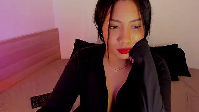 NicolePasqualott's cam snapshot