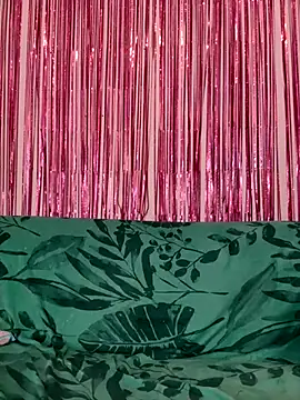 Daisy_Michto_Officiel's cam snapshot