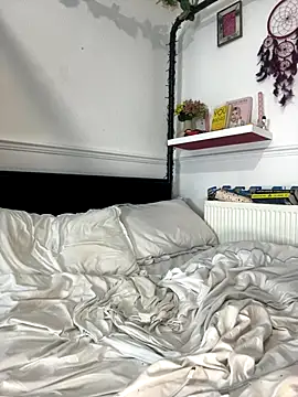 baddieinabenz's cam snapshot