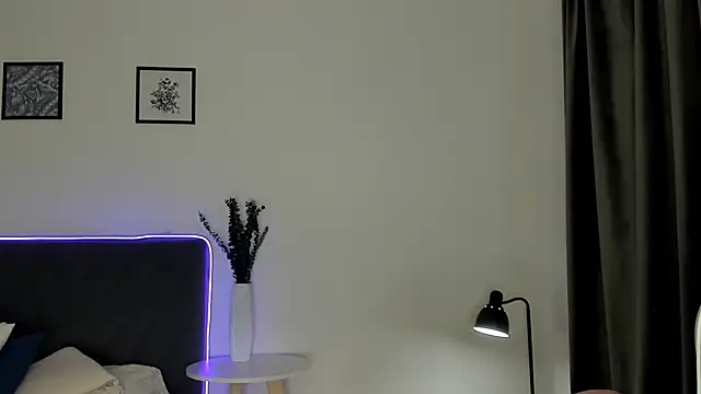 elliediaz's cam snapshot