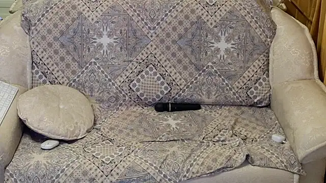 Alyonushkadarling's cam snapshot