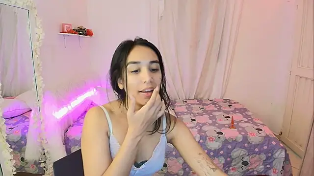 Nanami_19's cam snapshot